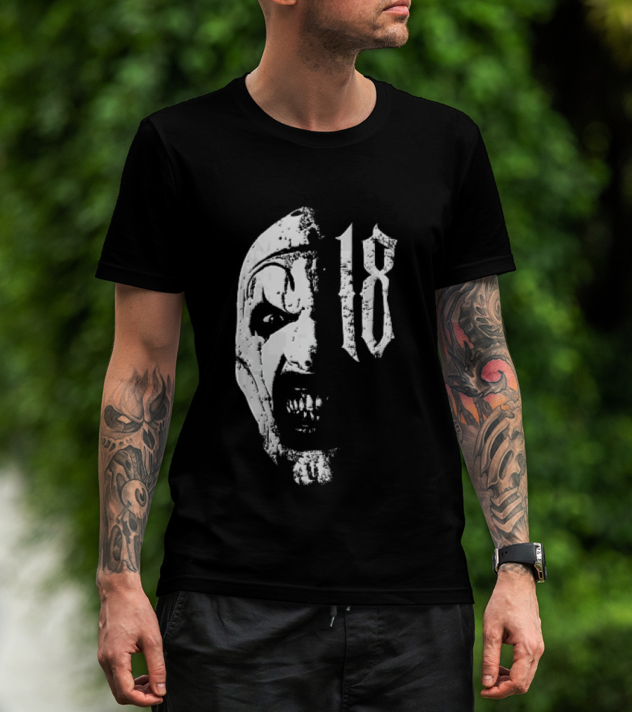 18 Terrifier Clown Distressed Half Face Screaming T-Shirt