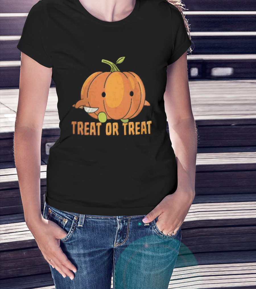 Treat Or Cartoon Pumpkin Holding Small Knife T-Shirt