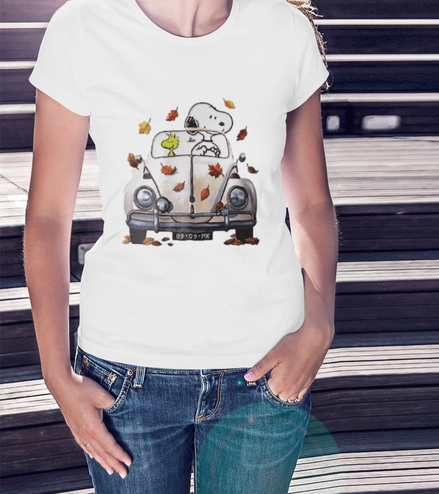 Peanuts Snoopy Woodstock Driving Car Autumn Leaves Watercolor Cartoon 09 Mk T-Shirt