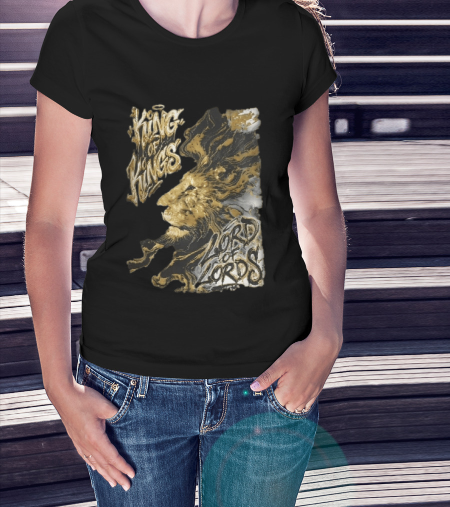 King Of Kings Lord Of Lords Golden Lion Swirling Mane T-Shirt