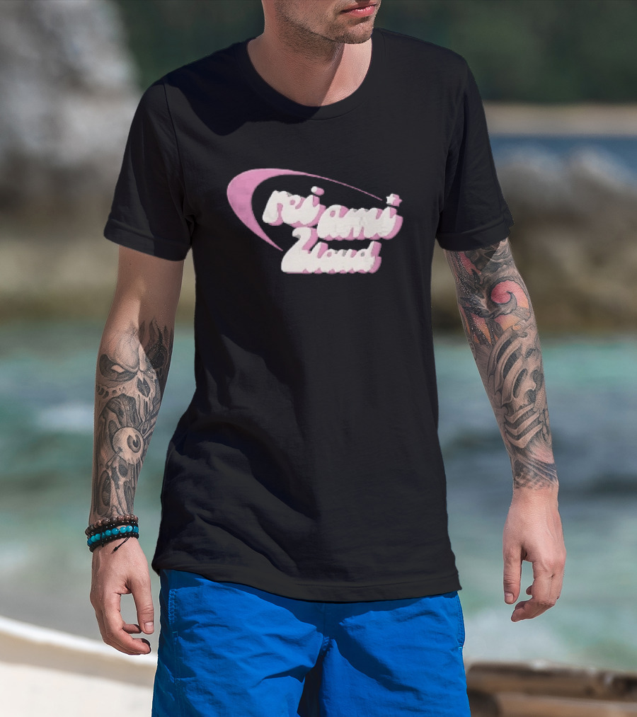 Rei Ami To Loud Pink Orbit Ring Star 3D Logo Playful T-Shirt