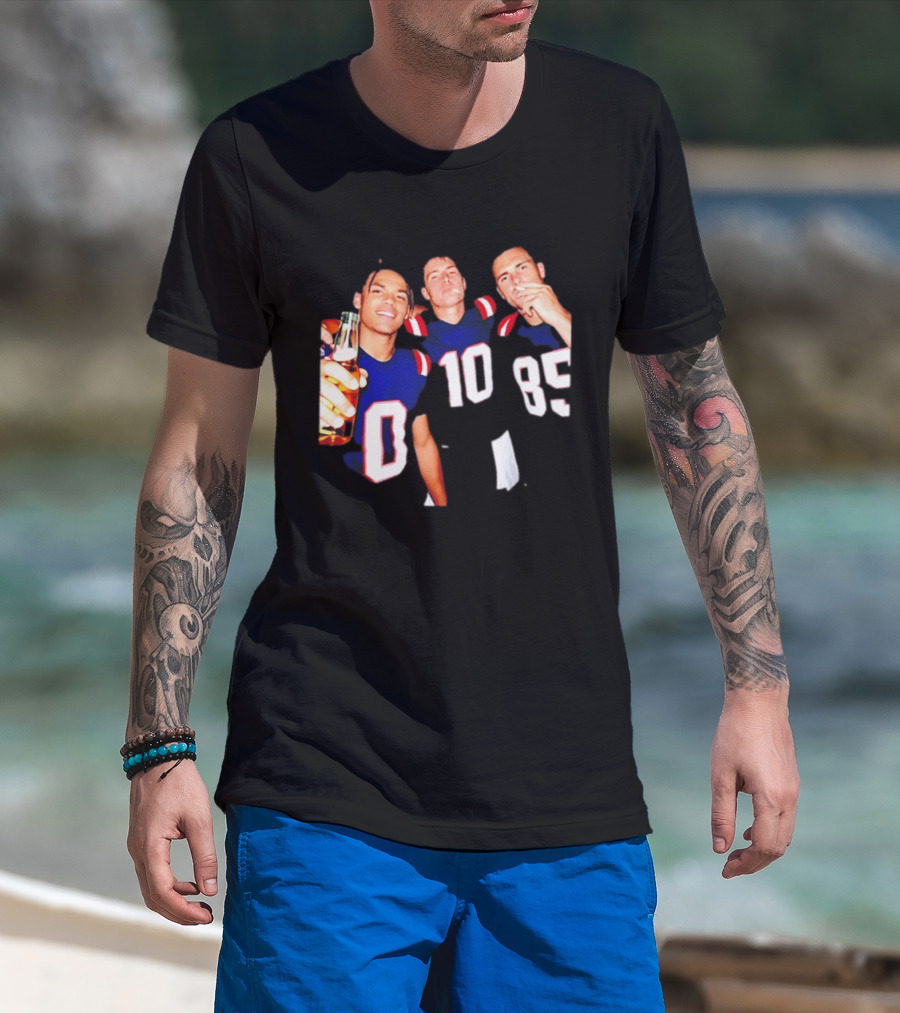 New England Patriots Christian Gonzalez Drake Maye Hunter Henry Cheering With Beer T-Shirt