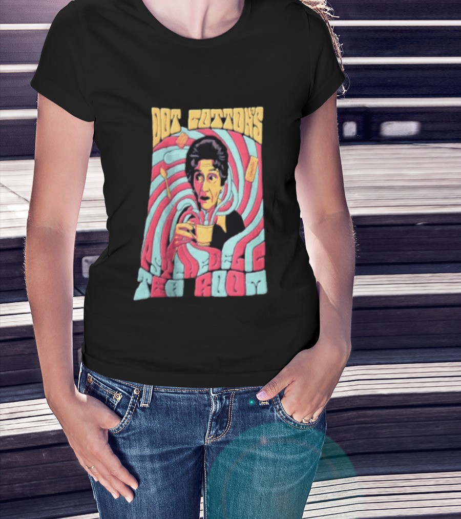 Dot Cotton's Psychedelic Tea Room Eastenders Retro Swirl T-Shirt