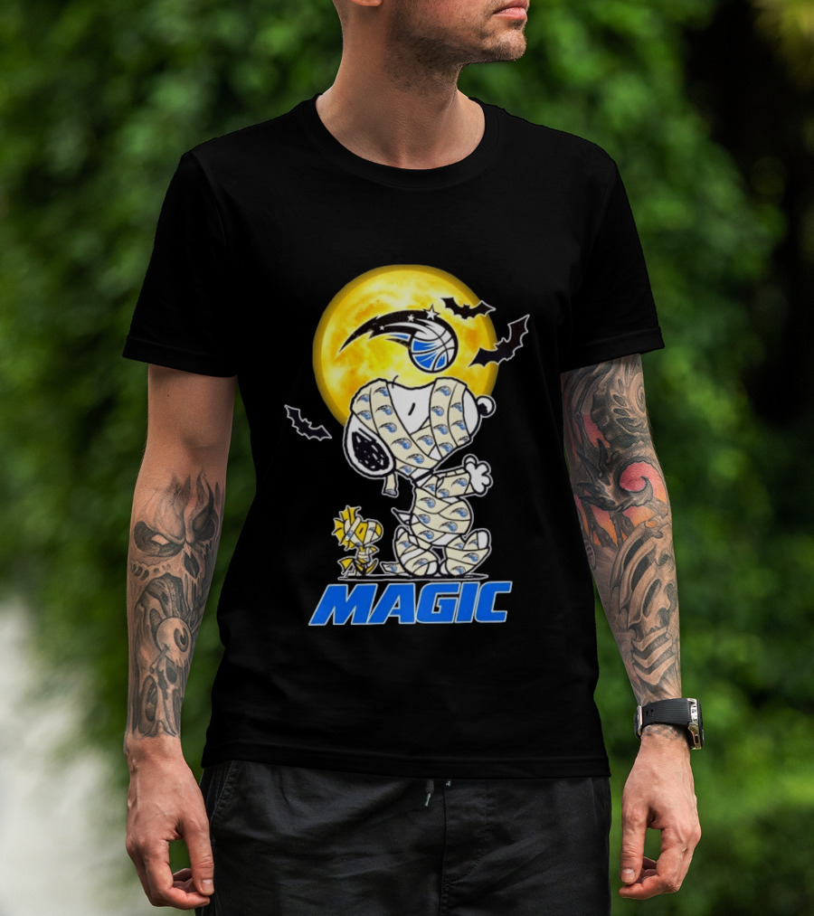 Orlando Magic Snoopy Woodstock Halloween Mummy Cosplay With Moon And Bats T-Shirt