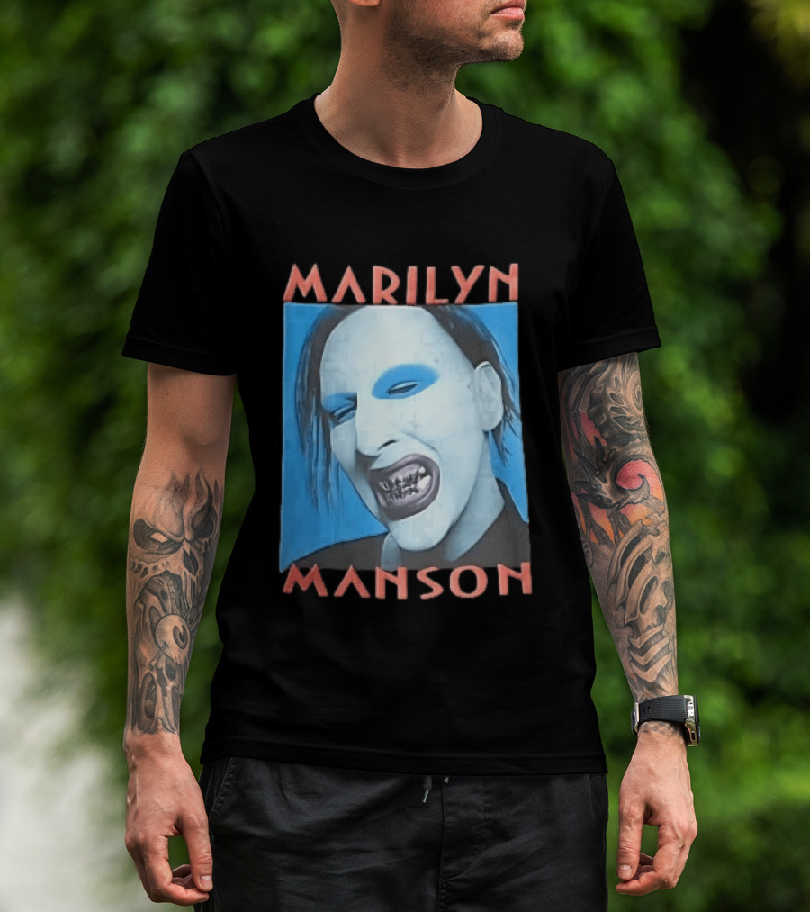 Marilyn Manson Blue Makeup Metallic Teeth Grimace T-Shirt