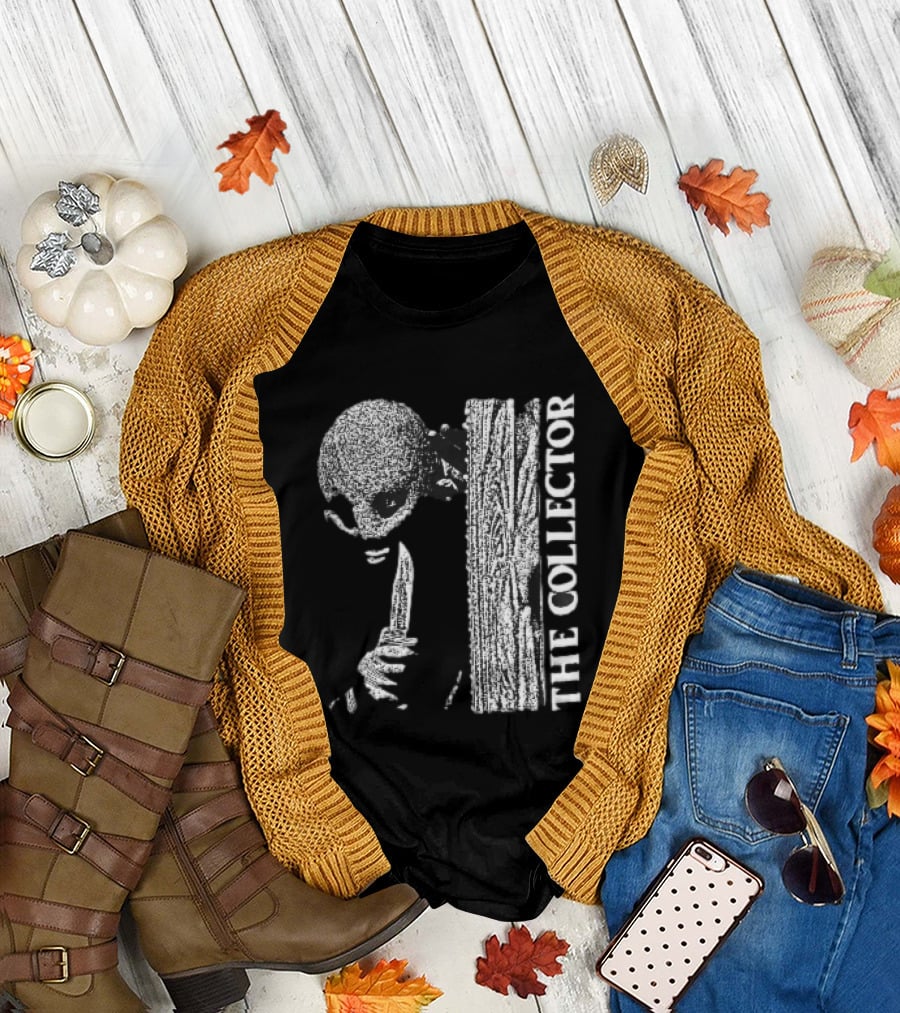 The Collector Masked Figure Knife Wooden Door Peeking Halftone T-Shirt