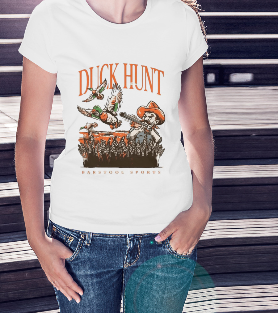 Duck Hunt Barstool Sports Vintage Hunting Scene T-Shirt