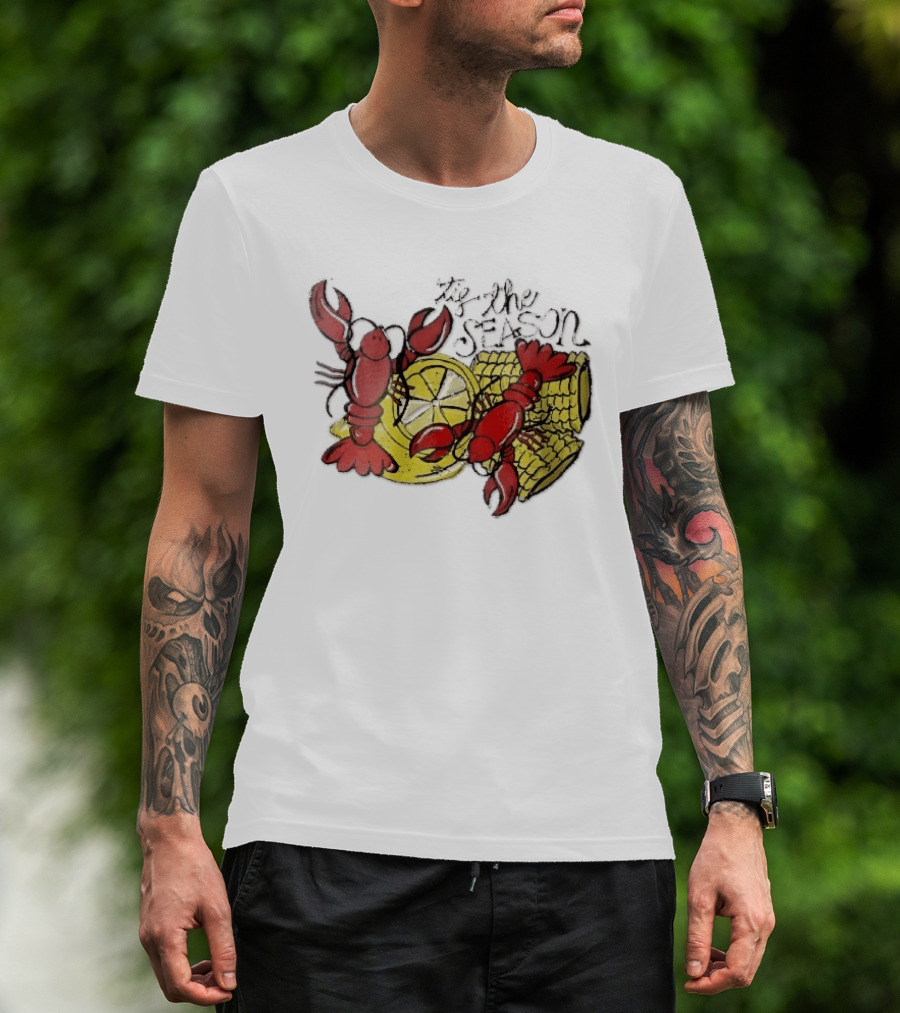 Tis The Season Distressed Cartoon Crawfish Lemon Corn Cob Fun T-Shirt