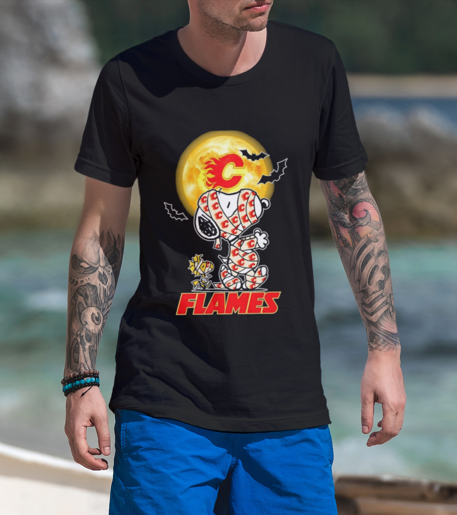 Flames Halloween Snoopy Woodstock Mummy Cosplay Calgary C Bat Moon T-Shirt