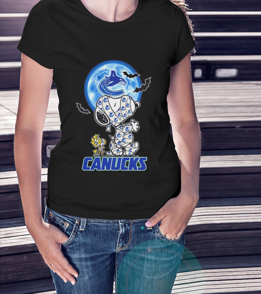 Vancouver Canucks Snoopy And Woodstock Mummy Halloween T-Shirt