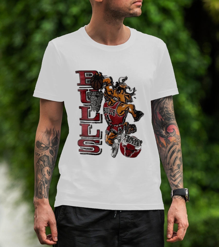 Chicago Bulls Bull Dunking Basketball Hoop NBA Cartoon Caricature T-Shirt