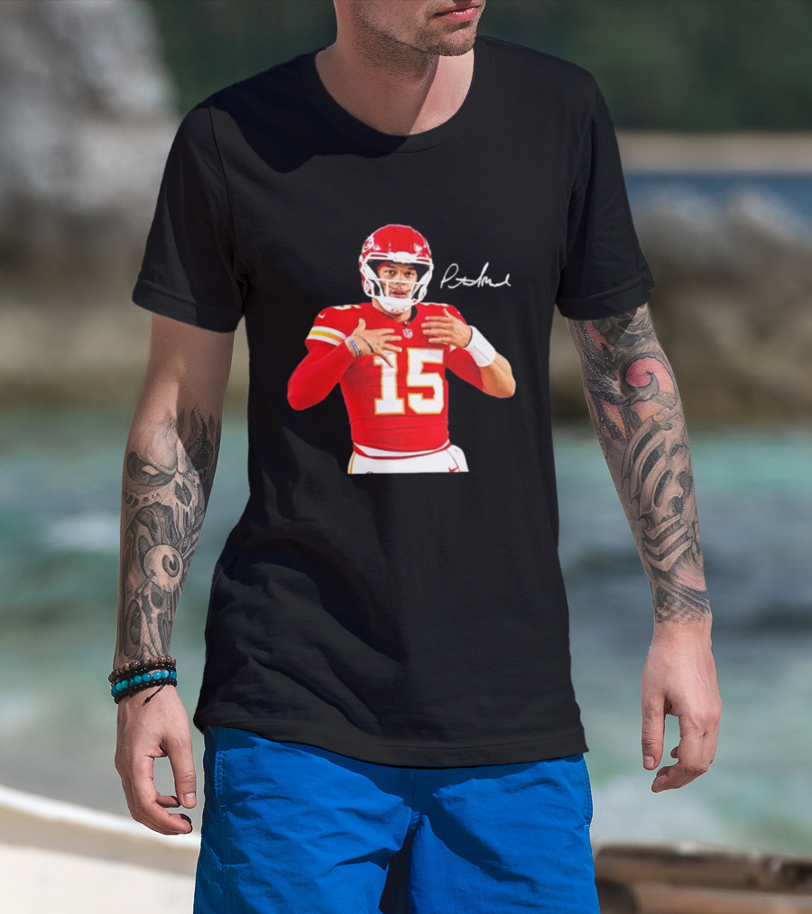 Patrick Mahomes Kansas City Chiefs Number 15 Autograph NFL Quarterback T-Shirt