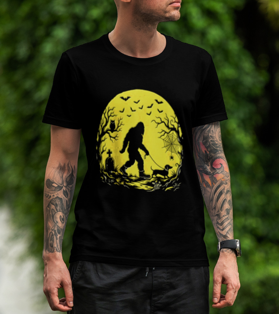Bigfoot Walking Dachshund Under Full Moon Halloween Night T-Shirt