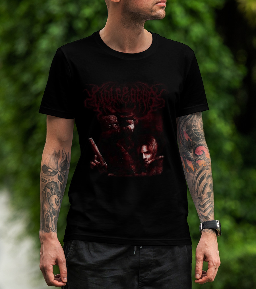 <strong>Wolf & Bear Store Evil Horror Game Character And Villain Dark Art</strong> T-Shirt