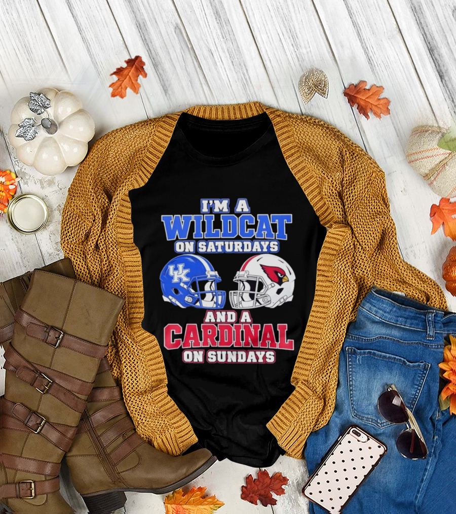 I'm A Wildcat On Saturdays And A Cardinal On Sundays UK And Arizona Football Helmets T-Shirt