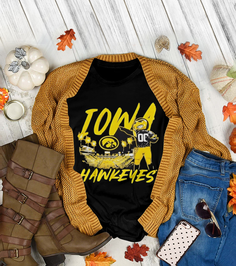 Iowa Hawkeyes 00 Mascot With Football Stadium T-Shirt