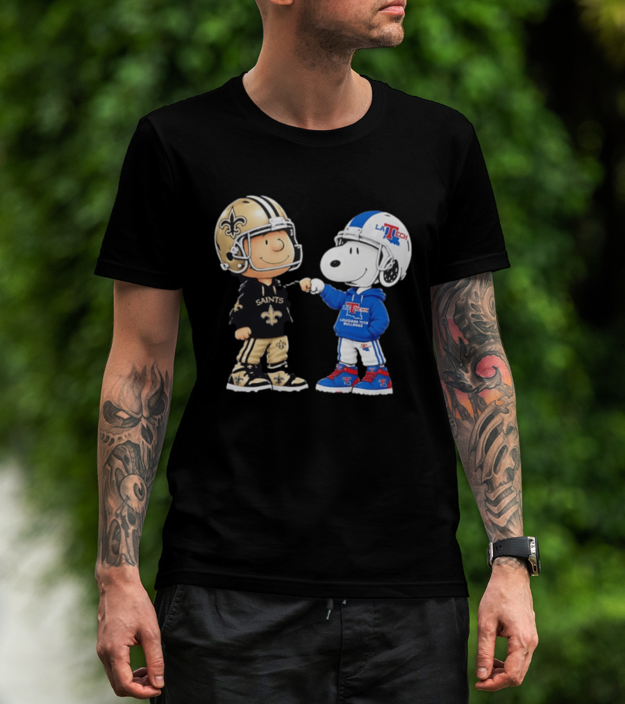 Charlie Brown Saints And Snoopy Louisiana Tech Bulldogs Team Helmet Fist Bump T-Shirt