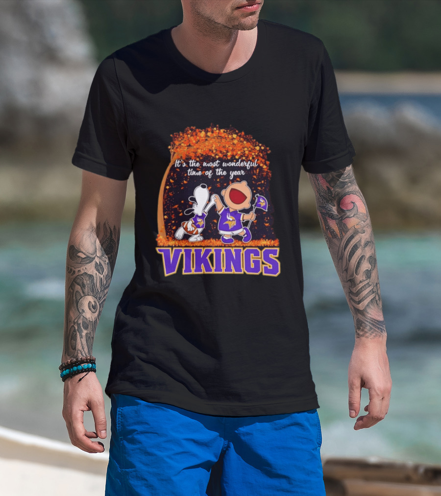 Snoopy Charlie Brown Dancing Minnesota Vikings It's The Most Wonderful Time Of The Year T-Shirt