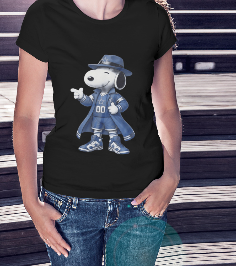 Snoopy Dallas Cowboys 00 Jersey Peanuts Character NFL Team Fan T-Shirt