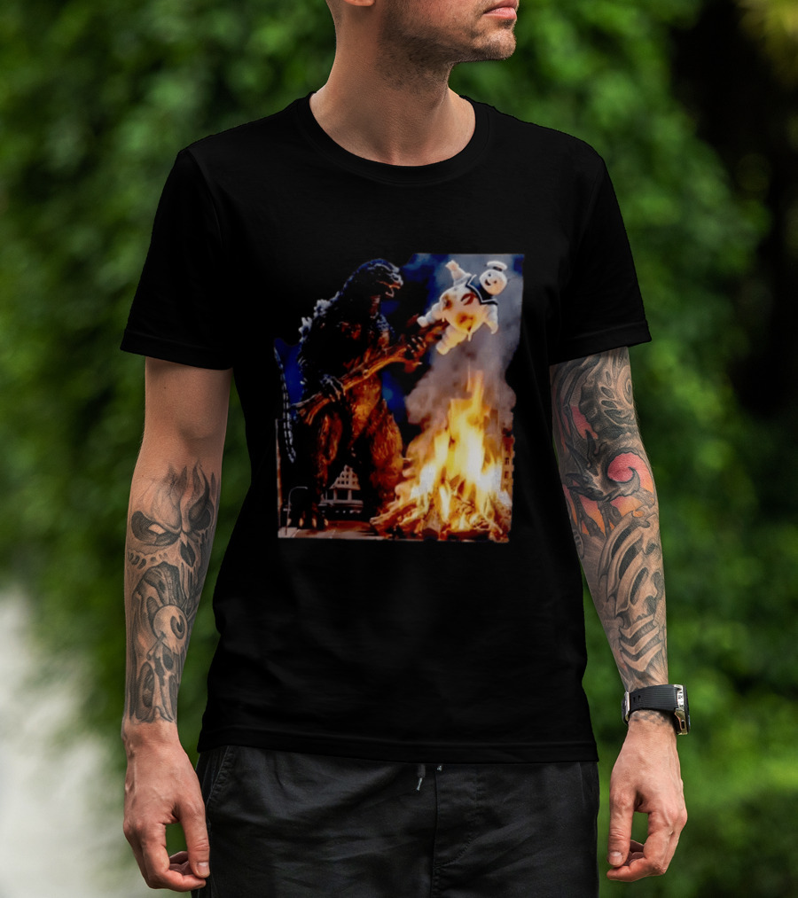 Kaiju Campfire Godzilla Holding Stay Puft Marshmallow Man T-Shirt