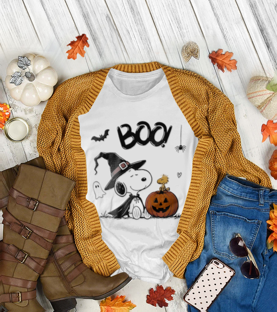 Peanuts BOO Snoopy Witch Hat Woodstock Pumpkin Halloween T-Shirt