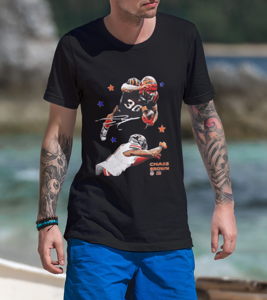 Cincinnati Bengals Chase Brown 30 Running Football Player With Stars T-Shirt