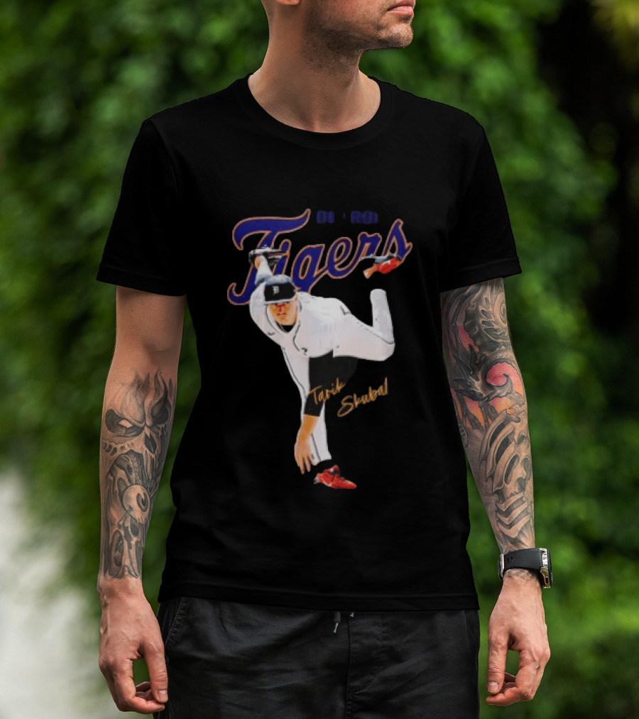 Detroit Tigers Tarik Skubal Pitcher Throwing Baseball Tigers T-Shirt