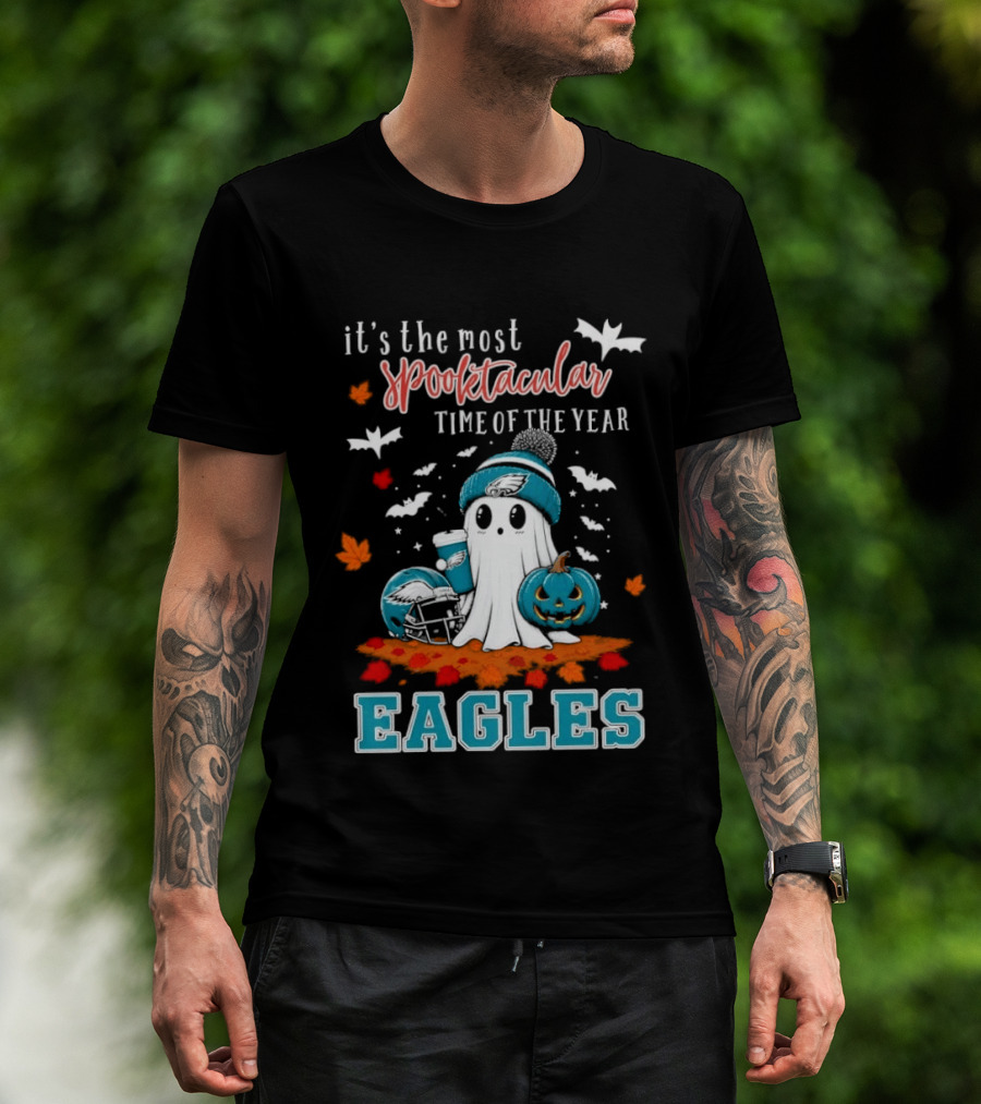 Philadelphia Eagles Spooktacular Halloween Ghost With Pumpkin And Helmet T-Shirt