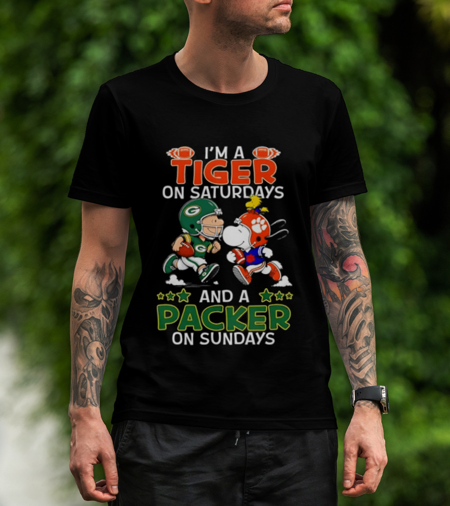I'm A Tiger On Saturdays And A Packer On Sundays Charlie Brown Snoopy T-Shirt