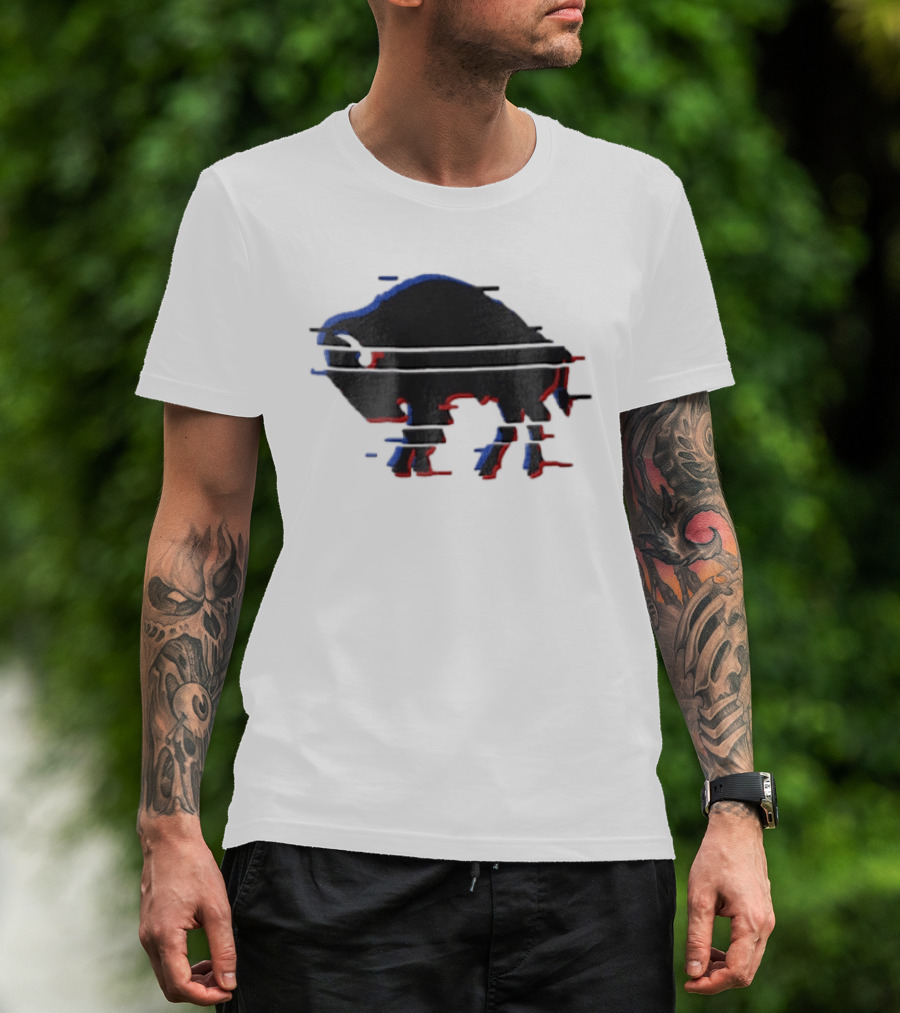 Buffalo Glitch Effect Blue Red Overlay Optical Illusion T-Shirt