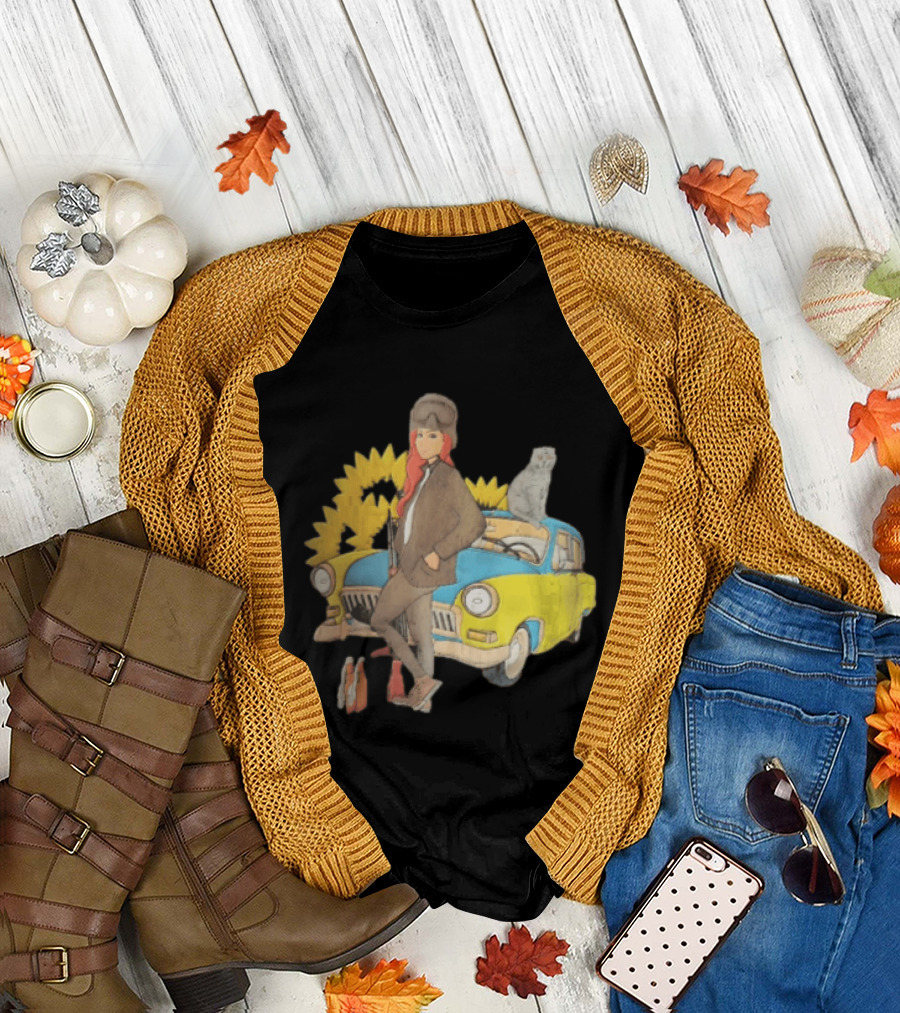 Woman Soldier With Cat On Vintage Car And Sunflowers T-Shirt