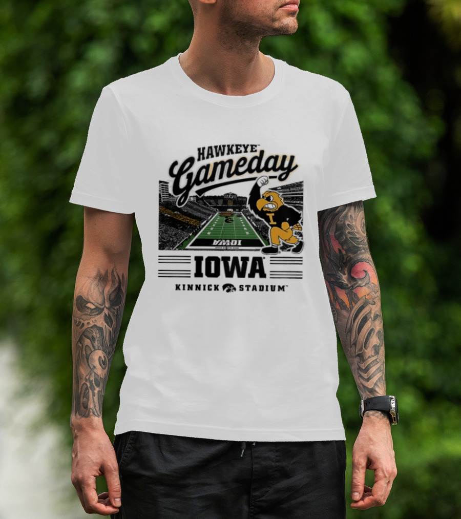 Iowa Hawkeyes Vs Ohio State Buckeyes Gameday 2026 Kinnick Stadium T-Shirt