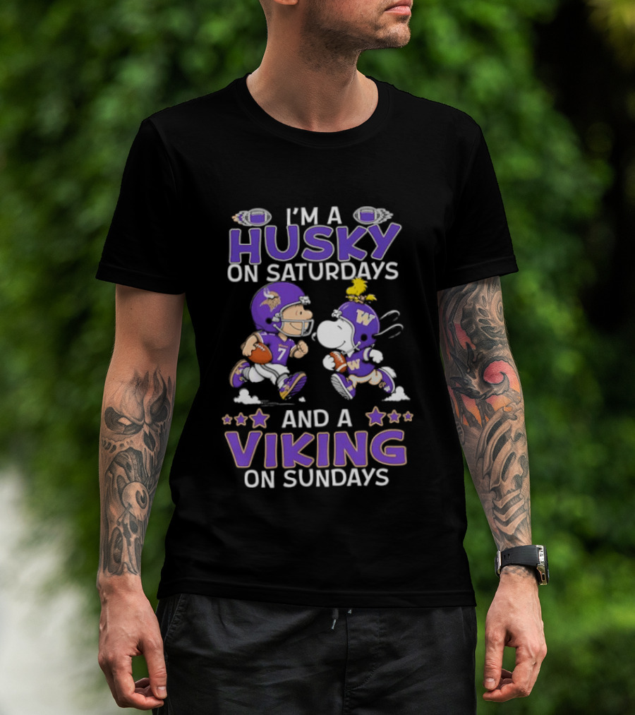 Charlie Brown Snoopy Husky Saturdays Viking Sundays Football Fans T-Shirt