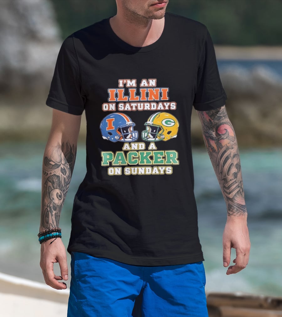 I'm An Illini On Saturdays And A Packers Fan On Sundays Football Helmets T-Shirt