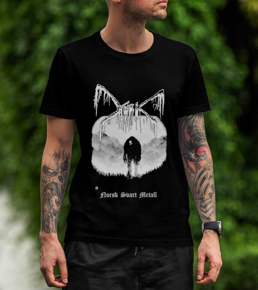 Mork Norsk Sbart Metal Skull Bat T-Shirt
