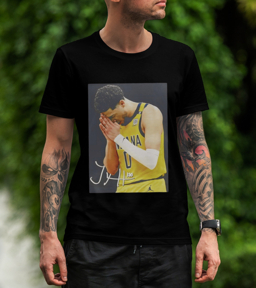 Tyrese Haliburton Indiana Pacers Praying NBA 0 JH Signature T-Shirt