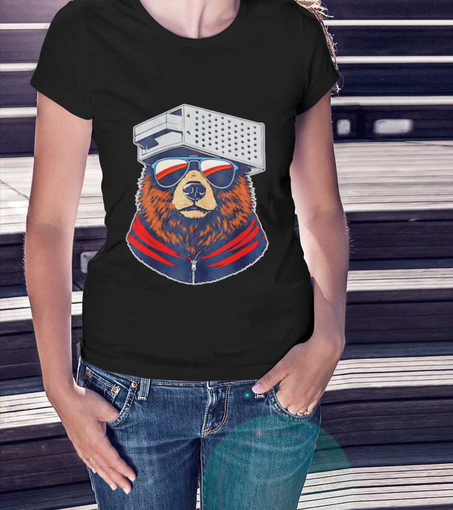 Chicago Bears Vs Green Bay Packers Bear With Grater Hat And Sunglasses 2026 T-Shirt