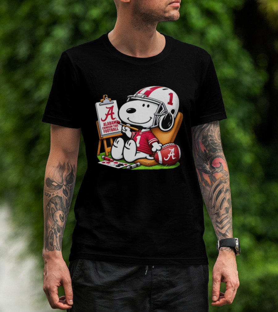 Alabama Crimson Tide Football Snoopy Painting Easel Brush Helmet Number One T-Shirt