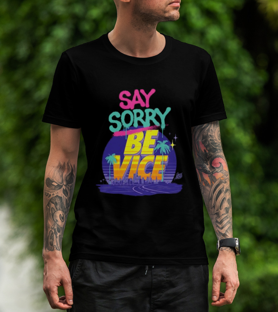 Queen Andrea Wynwood Walls Store Say Sorry Be Vice Retro Miami T-Shirt