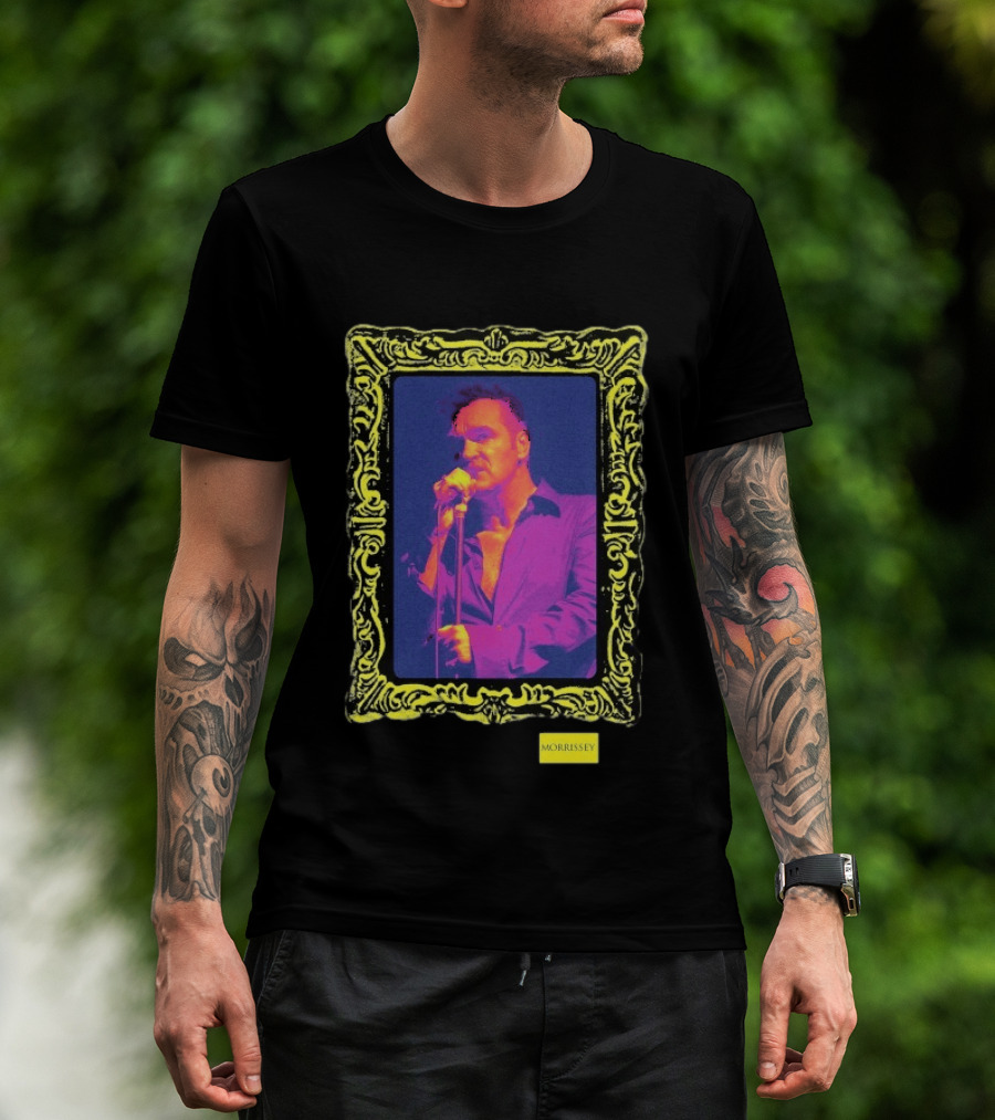 Morrissey Vibrant Stage Portrait In Ornate Frame T-Shirt