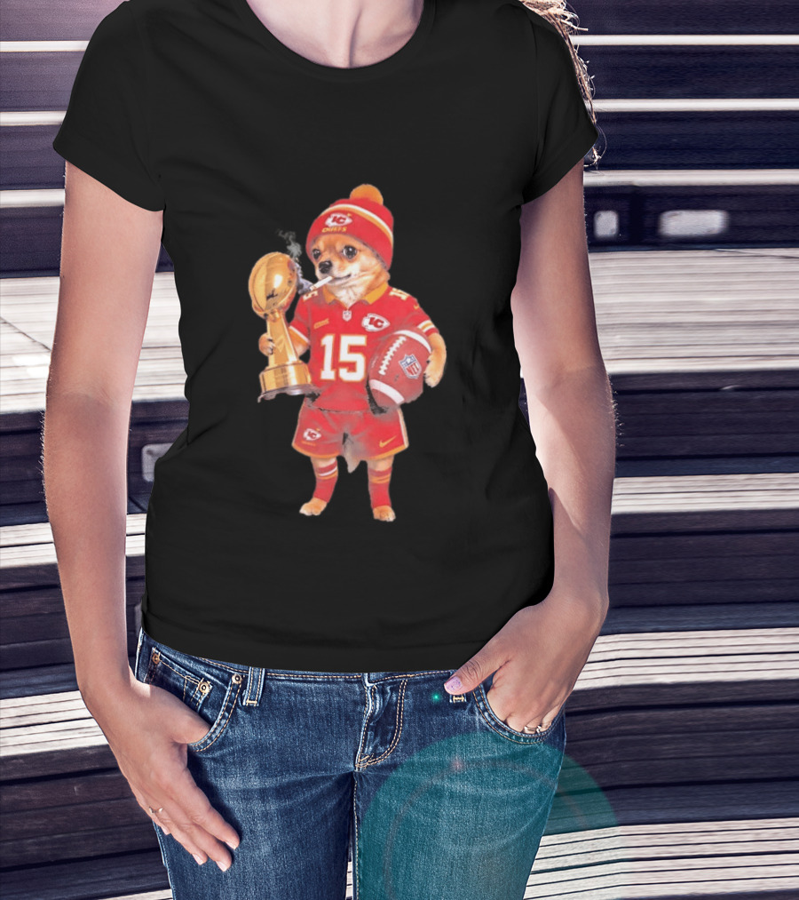 Kansas City Chiefs Chihuahua Trophy Smoking NFL Patrick Mahomes 15 T-Shirt