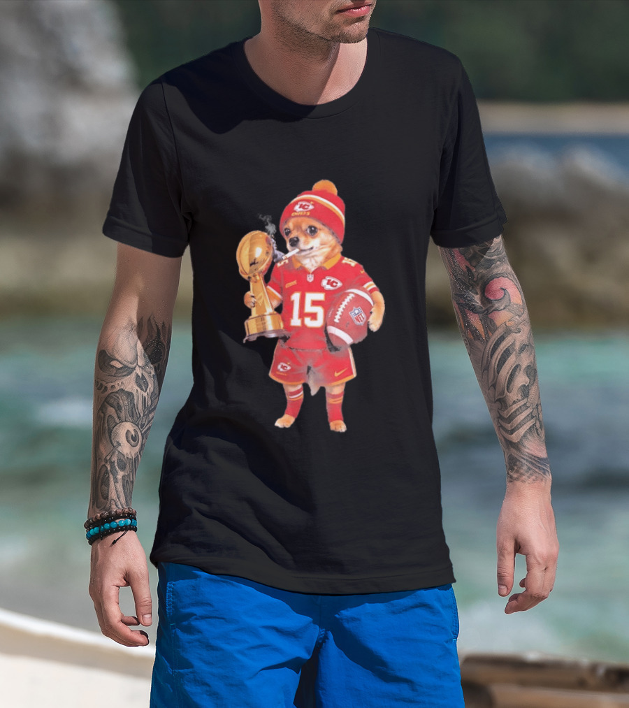 Kansas City Chiefs Chihuahua Trophy Smoking NFL Patrick Mahomes 15 T-Shirt