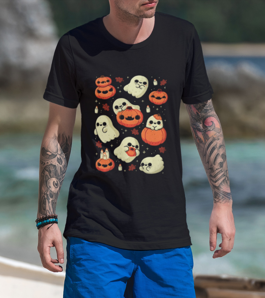 Cute Halloween Ghosts With Pumpkin Faces And Stars T-Shirt