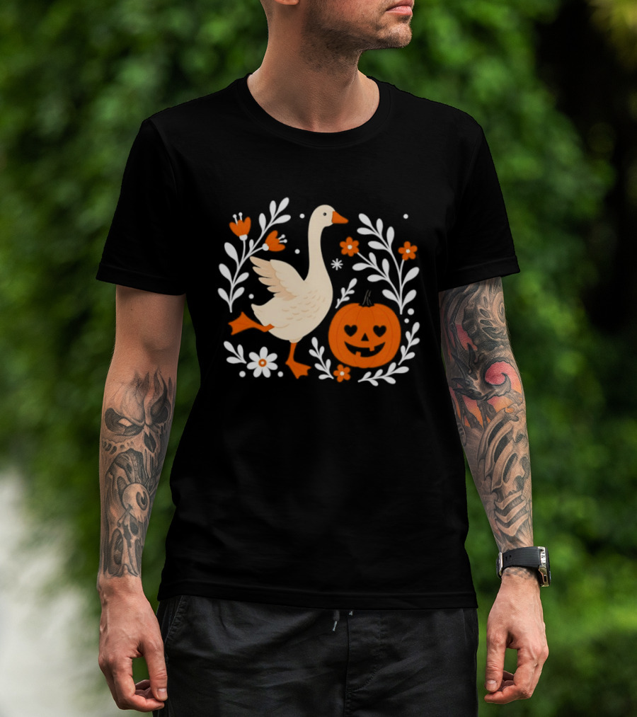 Goose And Pumpkin With Floral Halloween Vibes T-Shirt