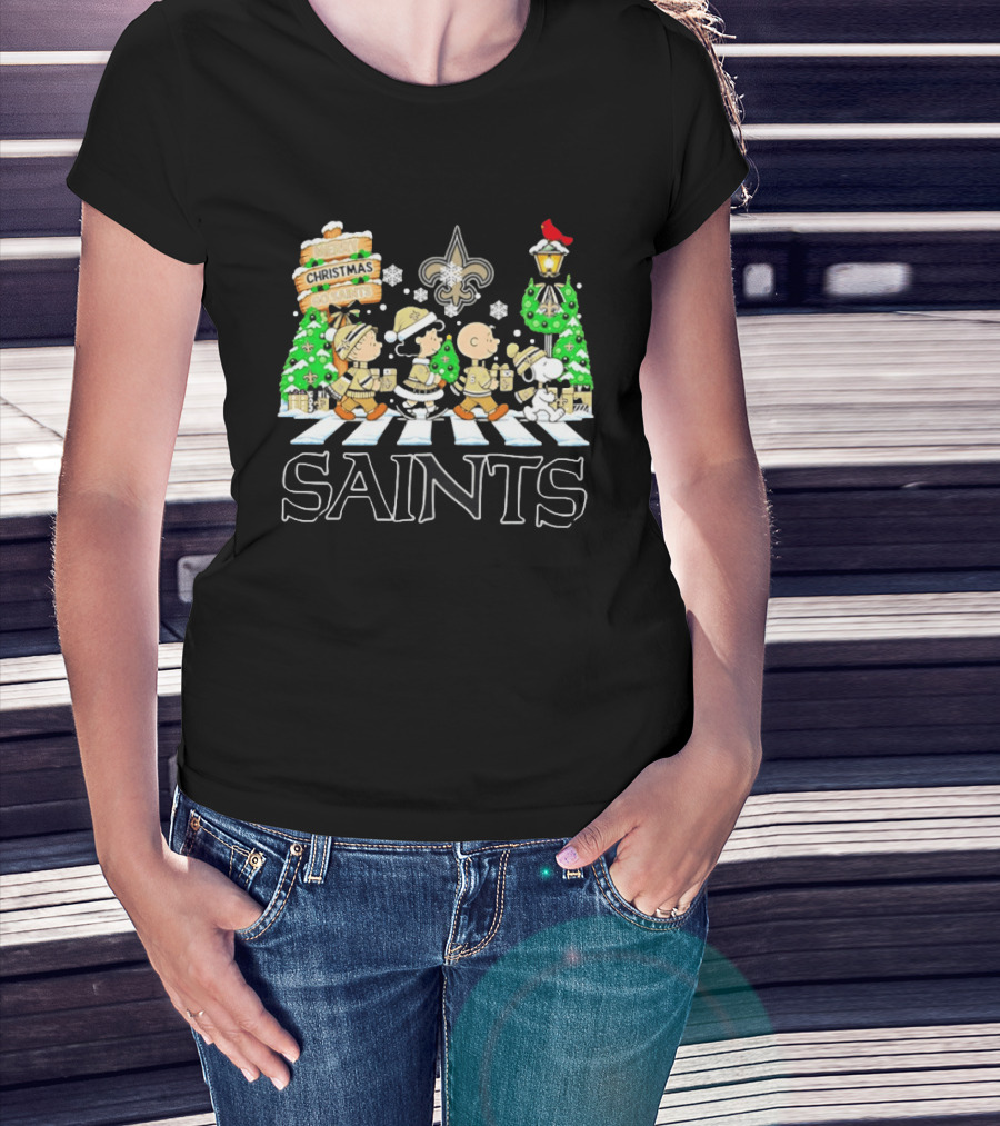 New Orleans Saints Peanuts Characters Christmas Abbey Road T-Shirt