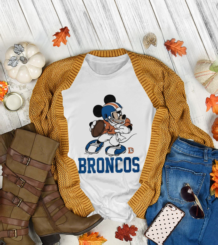 Mickey Mouse Denver Broncos Quarterback Broncos D Football T-Shirt