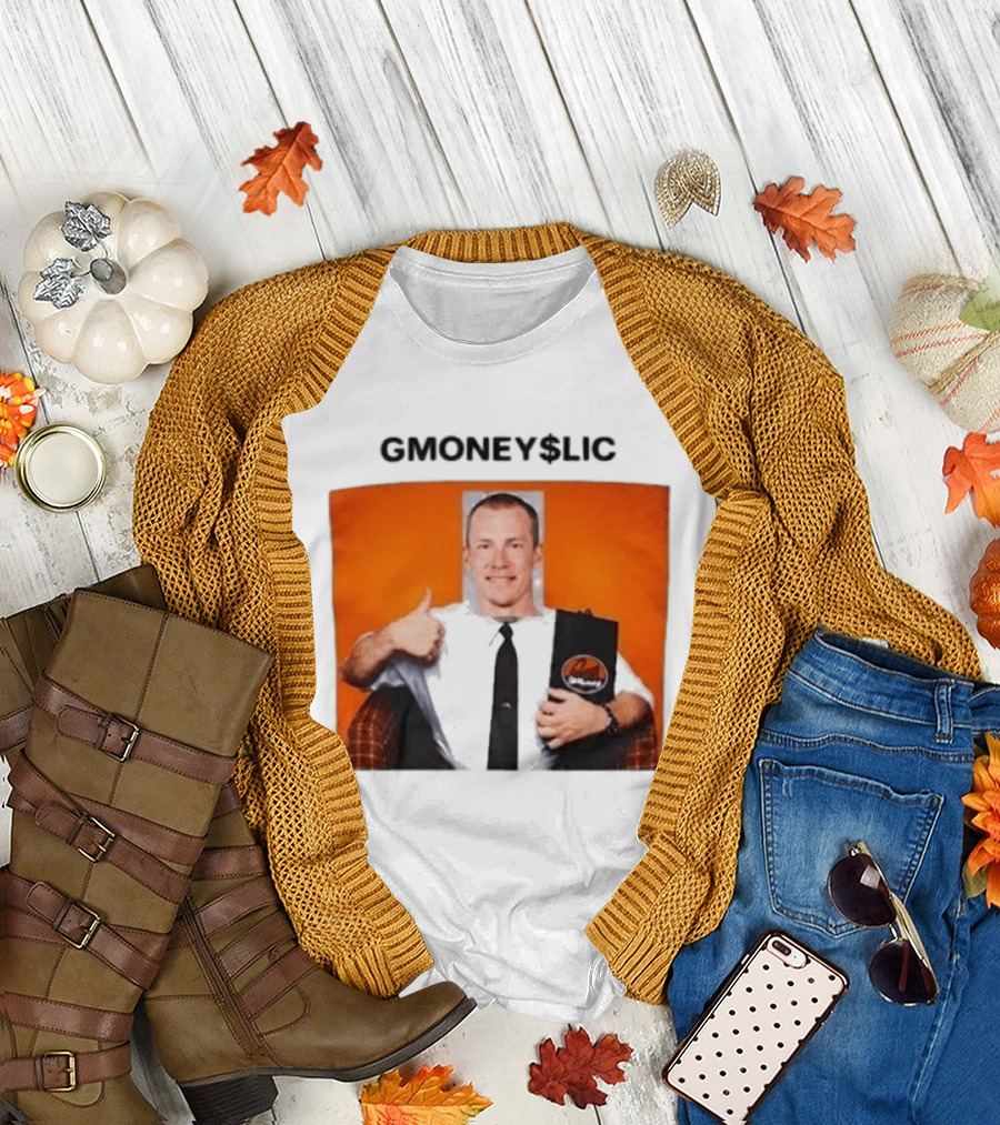 GMONEY$LIC Morgan Geekie Disneyland Thumbs Up T-Shirt