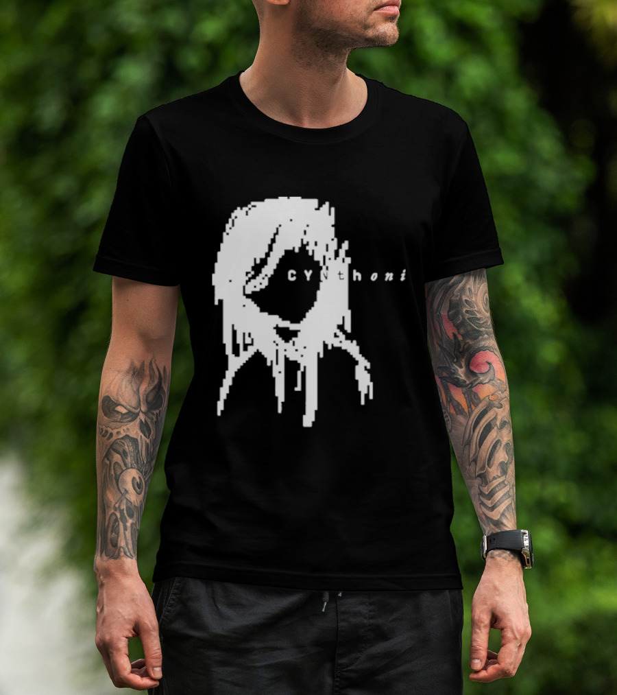 Cynthoni Pixel Distorted T-Shirt
