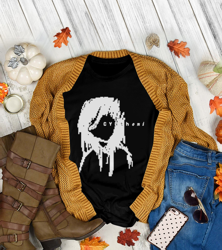 Cynthoni Pixel Distorted T-Shirt