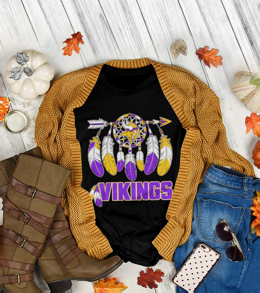Minnesota Vikings Feather Dreamcatcher T-Shirt